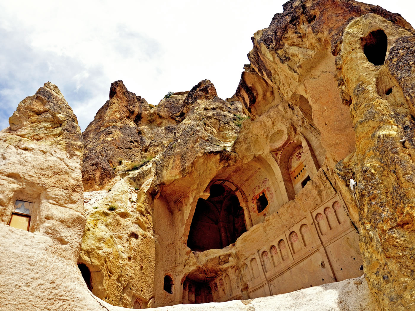 4 Day Cappadocia-Ephesus-Pamukkale Tour Package