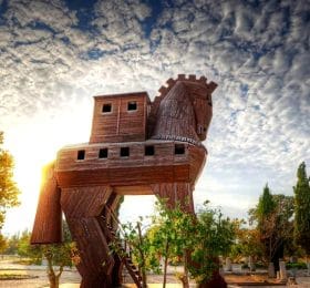 4 Days Troy, Gallipoli - Cape Helles, Ephesus, and Pamukkale Tour from Istanbul tour in 5 Destinations (Troy, Gallipoli, Cape Helles, Ephesus, Pamukkale)